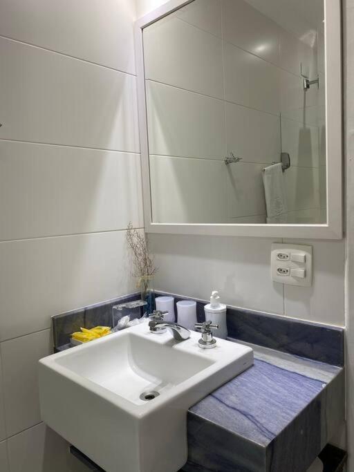 Charmoso Apartamento Na Av. Atlantica, Copacabana Rio de Janeiro Bagian luar foto
