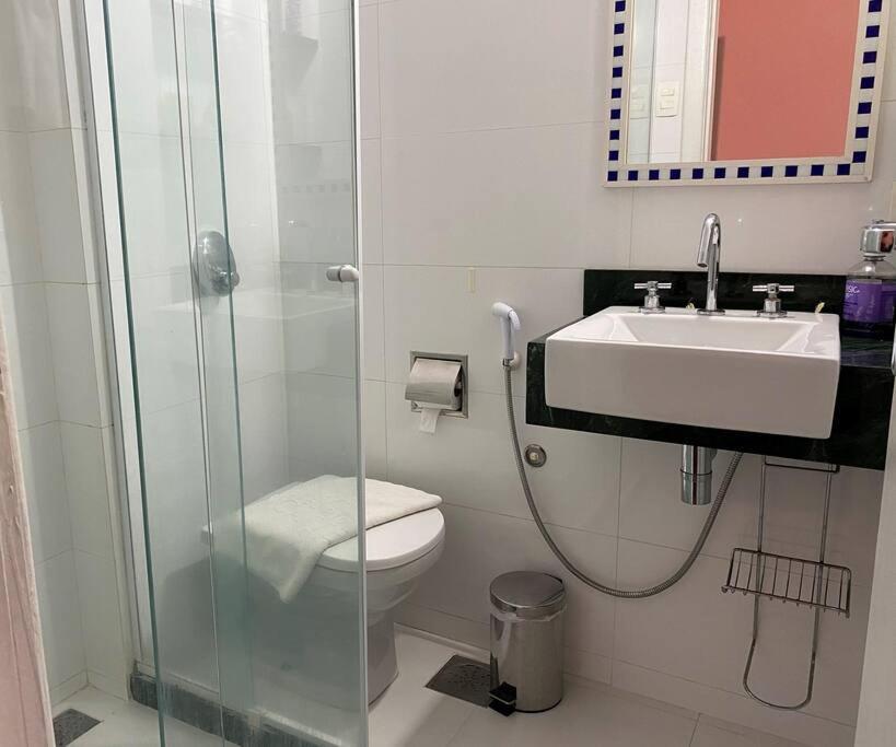 Charmoso Apartamento Na Av. Atlantica, Copacabana Rio de Janeiro Bagian luar foto